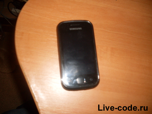 Купил себе Samsung GT-S5660 Galaxy Gio
